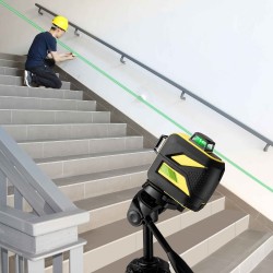 Firecore F93TXG SELBSTNIVELLIERENDER KREUZLINIENLASER mit Wandhalterung im Koffer